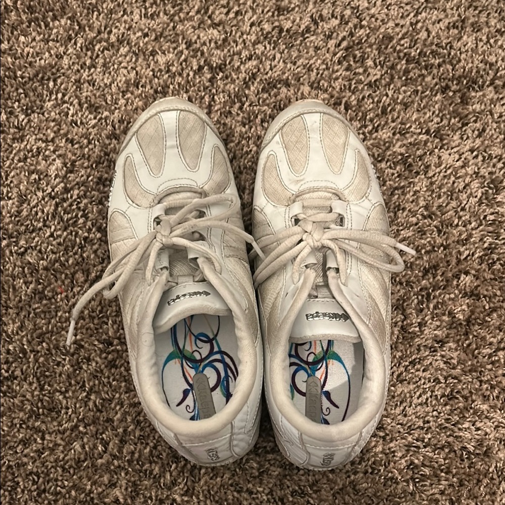 Kaepa White Cheer Shoes